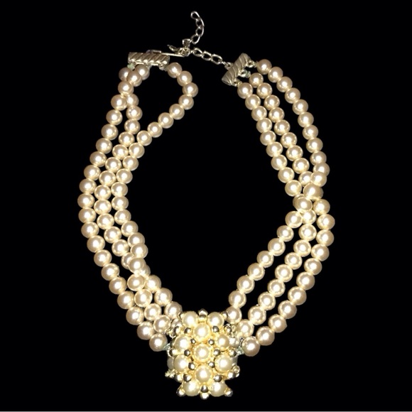 Vintage Glass Pearls Choker Necklace - Picture 4 of 8